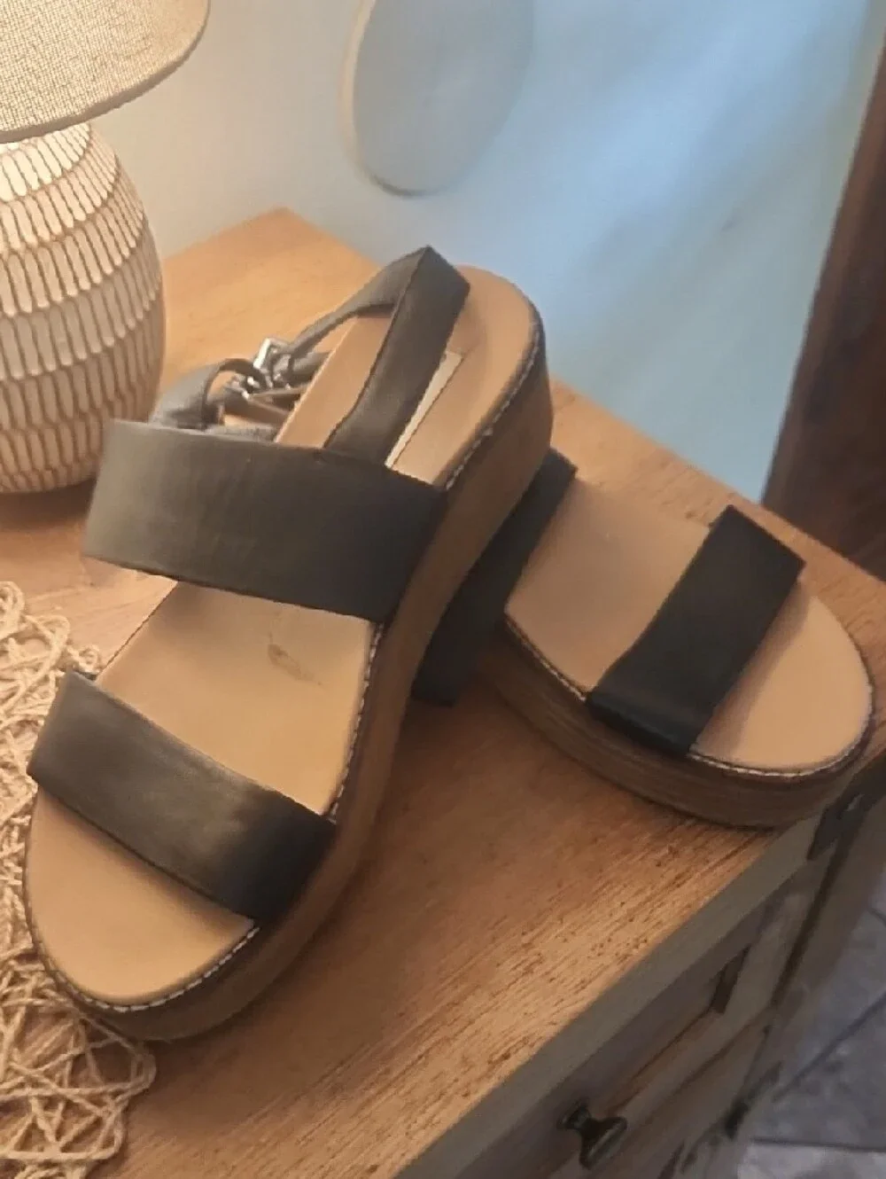Steve‎ Madden Black Leather Platform Slide Sandals